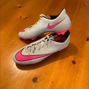 Mens Pink Nike Mercurial Soccer Cleats 